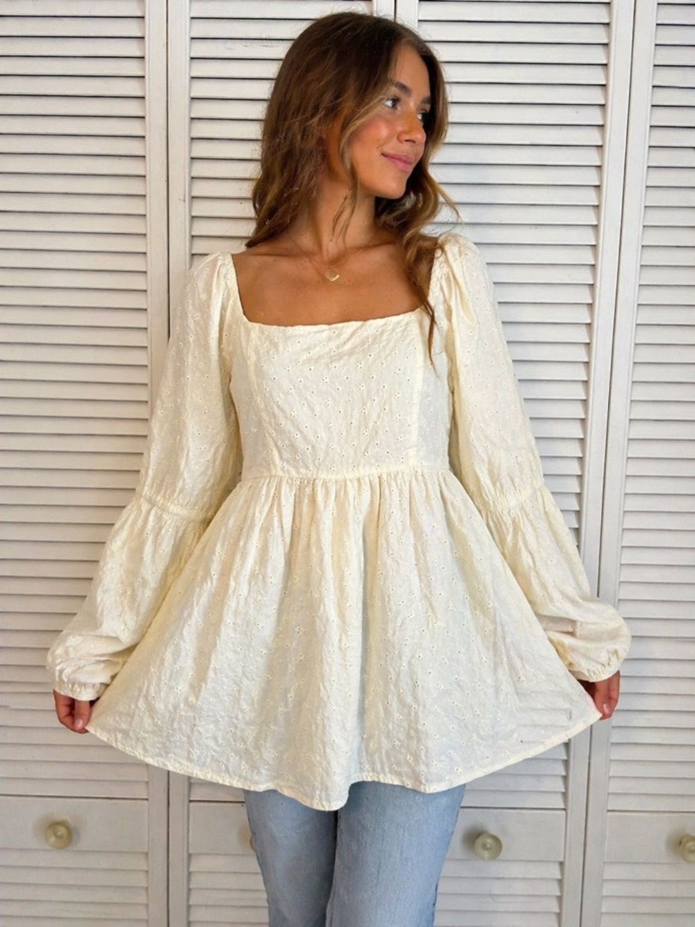 Womens Peasant Eyelet Puff Sleeve Top Babydoll Small Cream Cotton Renaissance